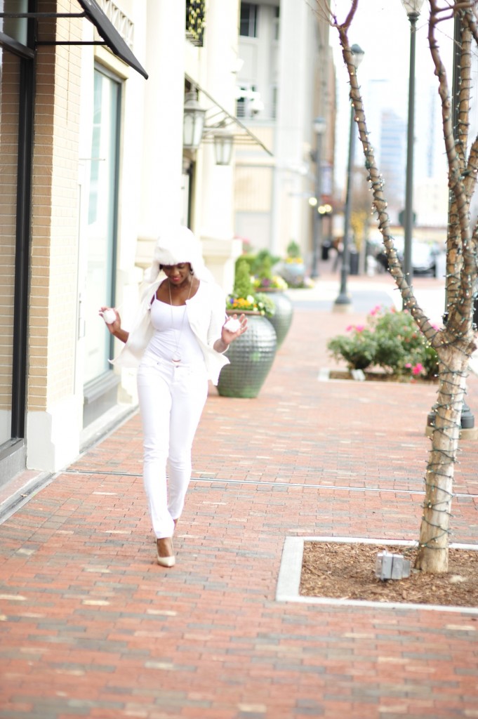 winter white, blushing black, outfits, outfit of the day, christmas, atlanta, georgia, landmarks