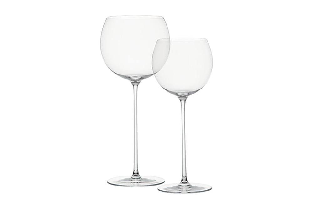 https://blushingblack.com/wp-content/uploads/2015/06/olivia-pope-wine-glass.jpg